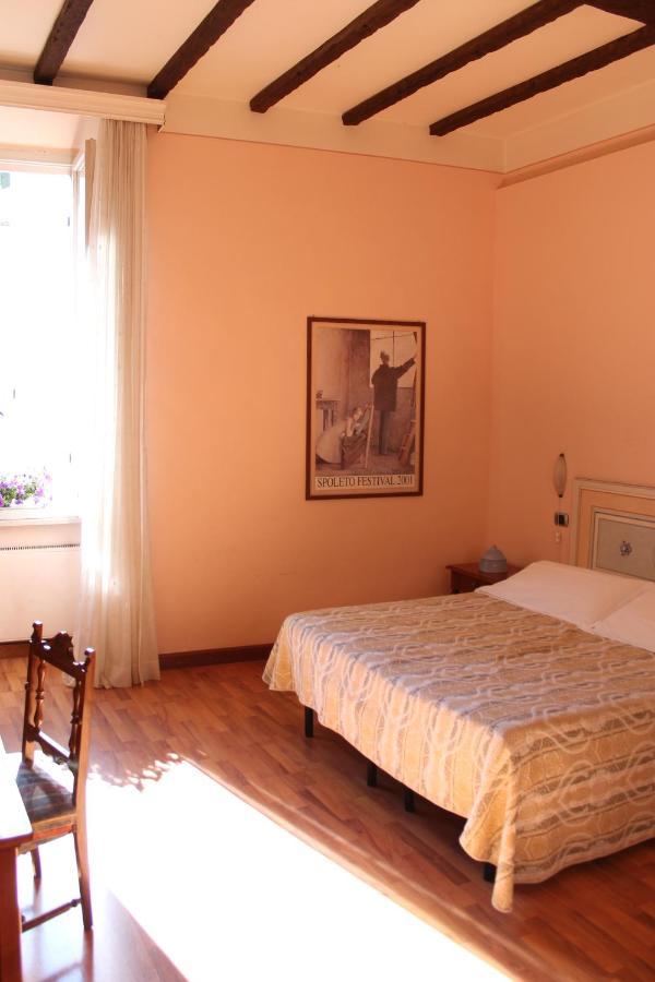 Hotel Ospitalità Collicola Spoleto Esterno foto
